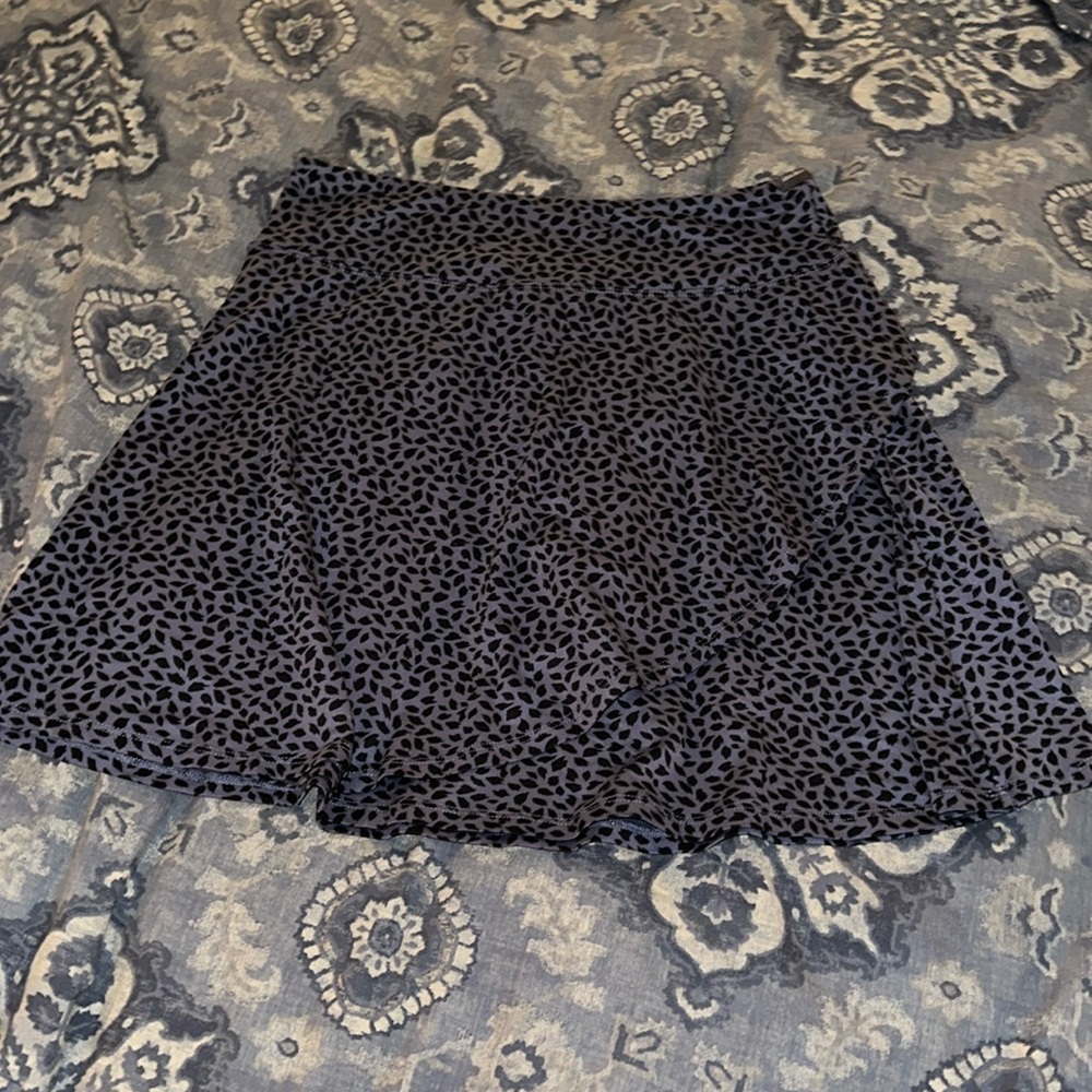 Eddie Bauer skirt sz medium 2/$20